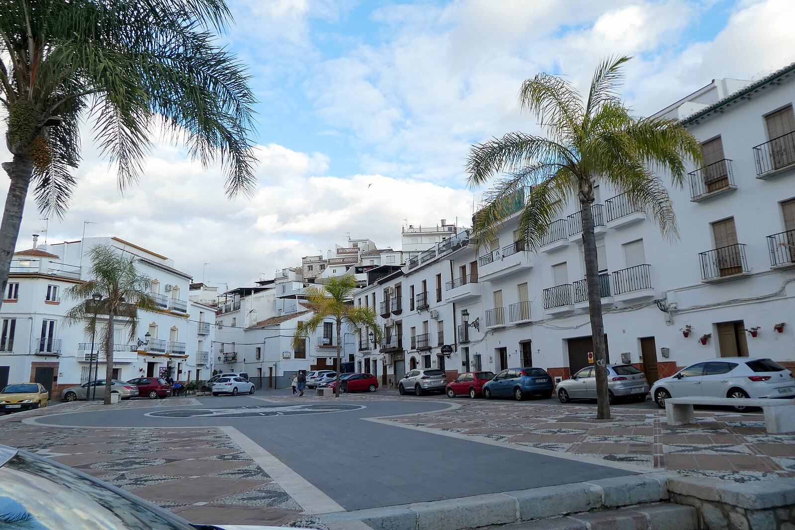 Spain_-_Alora_-_square_(51716504039)